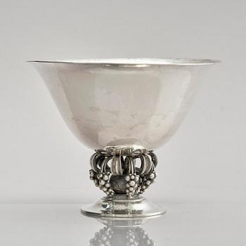 Georg Jensen, a sterling silver centrepiece bowl, model no. 775, design Harald Nielsen, Copenhagen 1933-1944, Swedish Import mark.