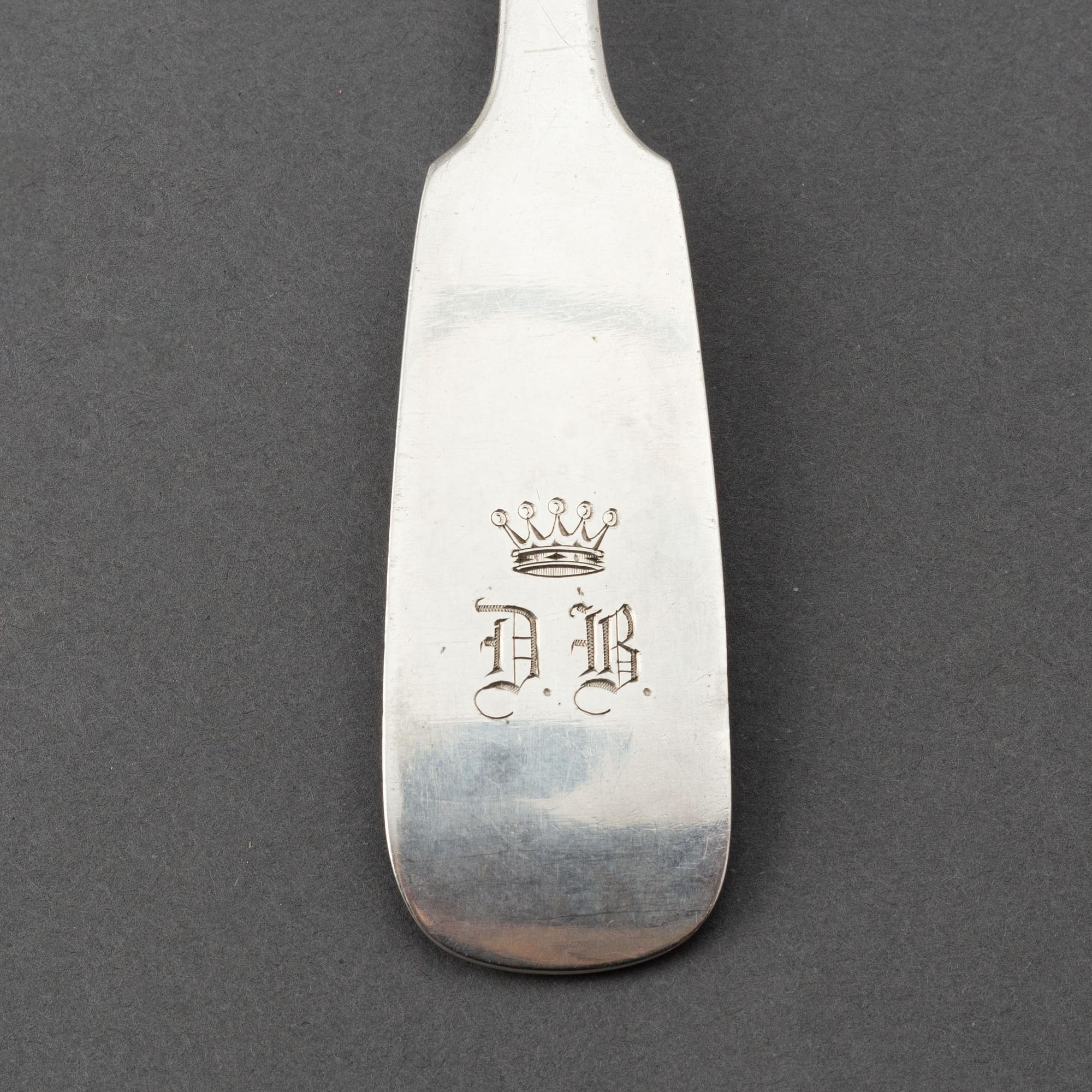 Ragusked samt soppslev, silver, Tyskland sent 1800-tal-tidigt 1900-tal.