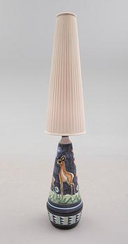 GOLVLAMPA, keramik, 1900-talets mitt.
