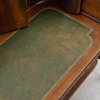 Skrivbord, sk "Carlton House Desk" England, 1800-tal.