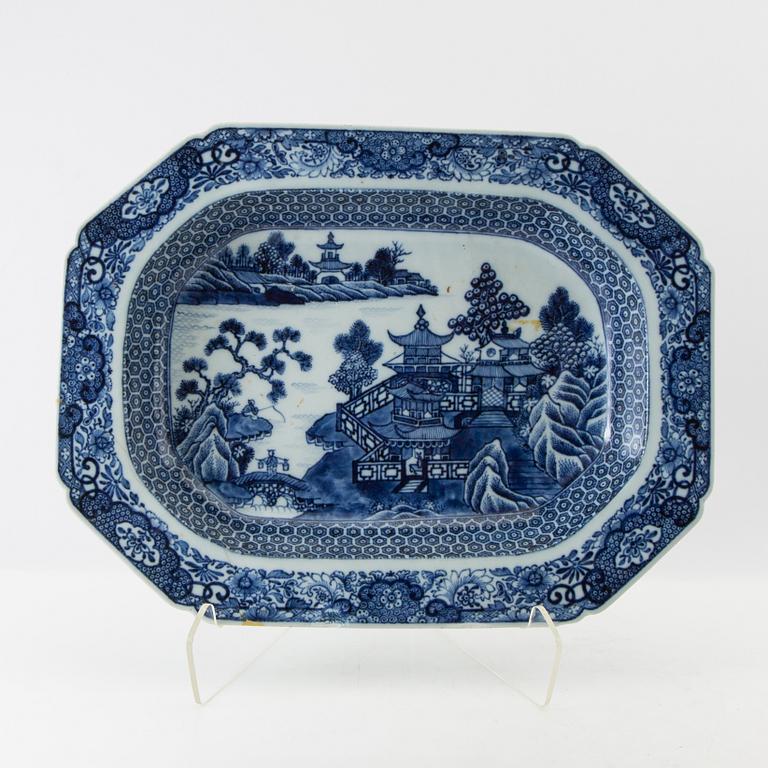 Terrin med lock och fat Kina Qianlong (1736-95) porslin.