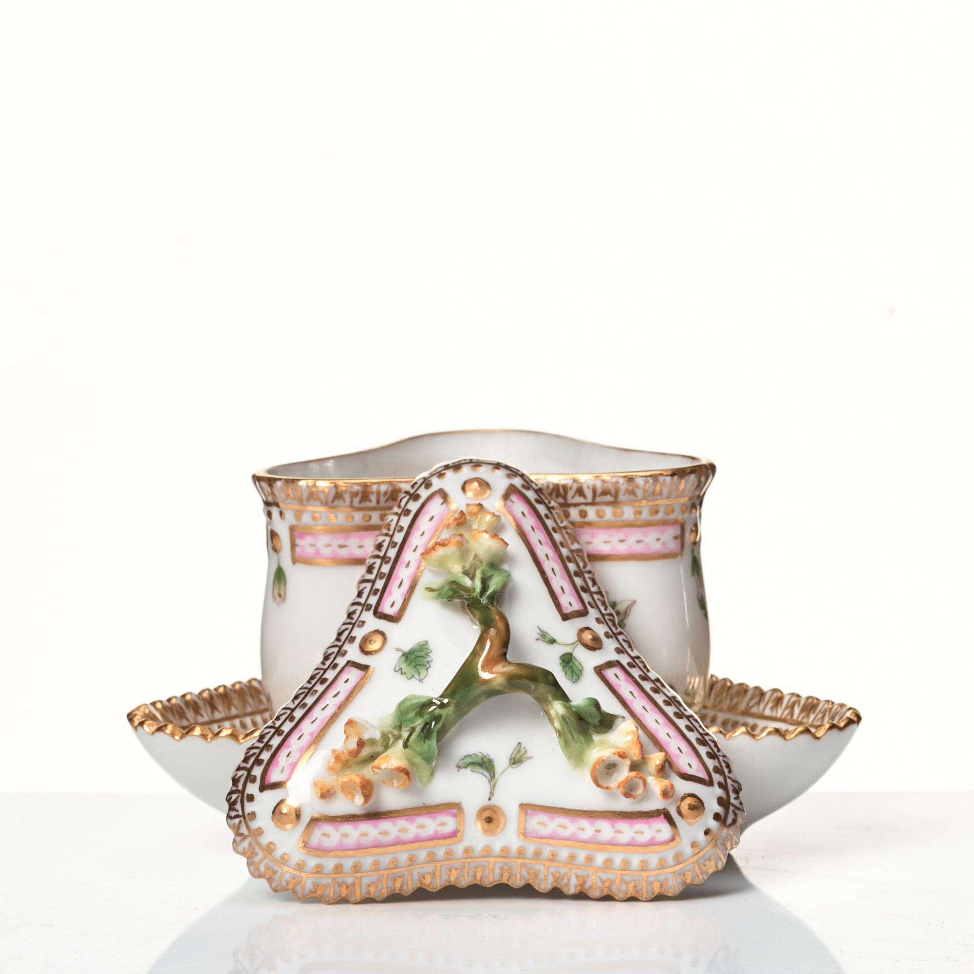 A group of 11 pieces of Royal Copenhagen "Flora Danica", Denmark, 20th Century.