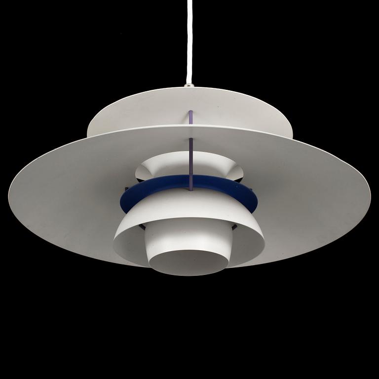 POUL HENNINGSEN, taklampa, "PH 5", Louis Poulsen, Danmark.