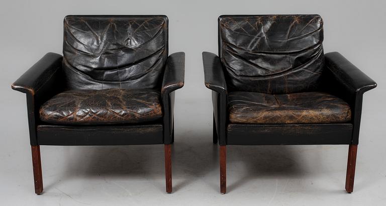 FÅTÖLJER, ett par samt FOTPALL, 1960-tal.