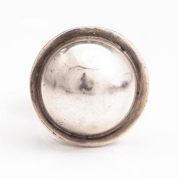 RING, silver. Pekka Sarvanto för Aarikka, Helsingfors 1965.
