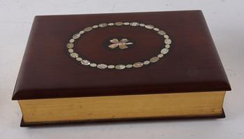 SKRIN och ASK MED LOCK, 1800/1900-tal.