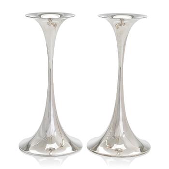 Tapio Wirkkala, a pair of 'Trumpetti' silver candlesticks, Kultakeskus, Hämeenlinna 1982.