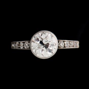 A RING, old cut diamond, 18K gold, silver. Early 20th century.