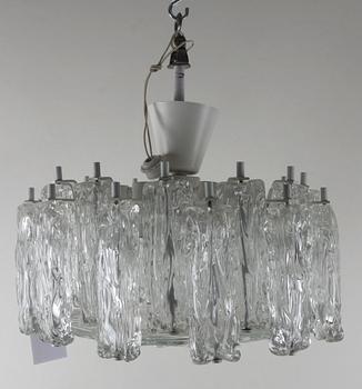 TAKLAMPA, glas.