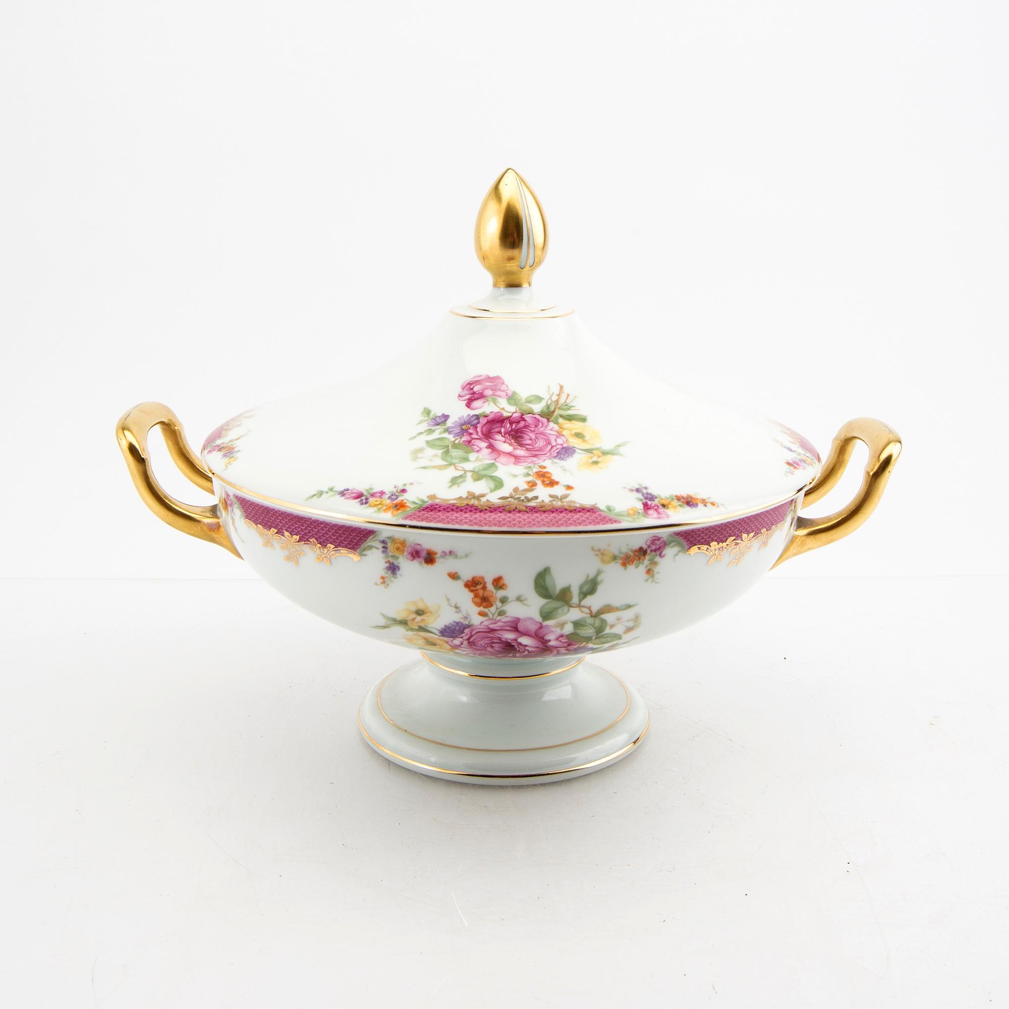 Servis "Josephine" 71 dlr Rosenthal porslin 1900-talets första hälft.