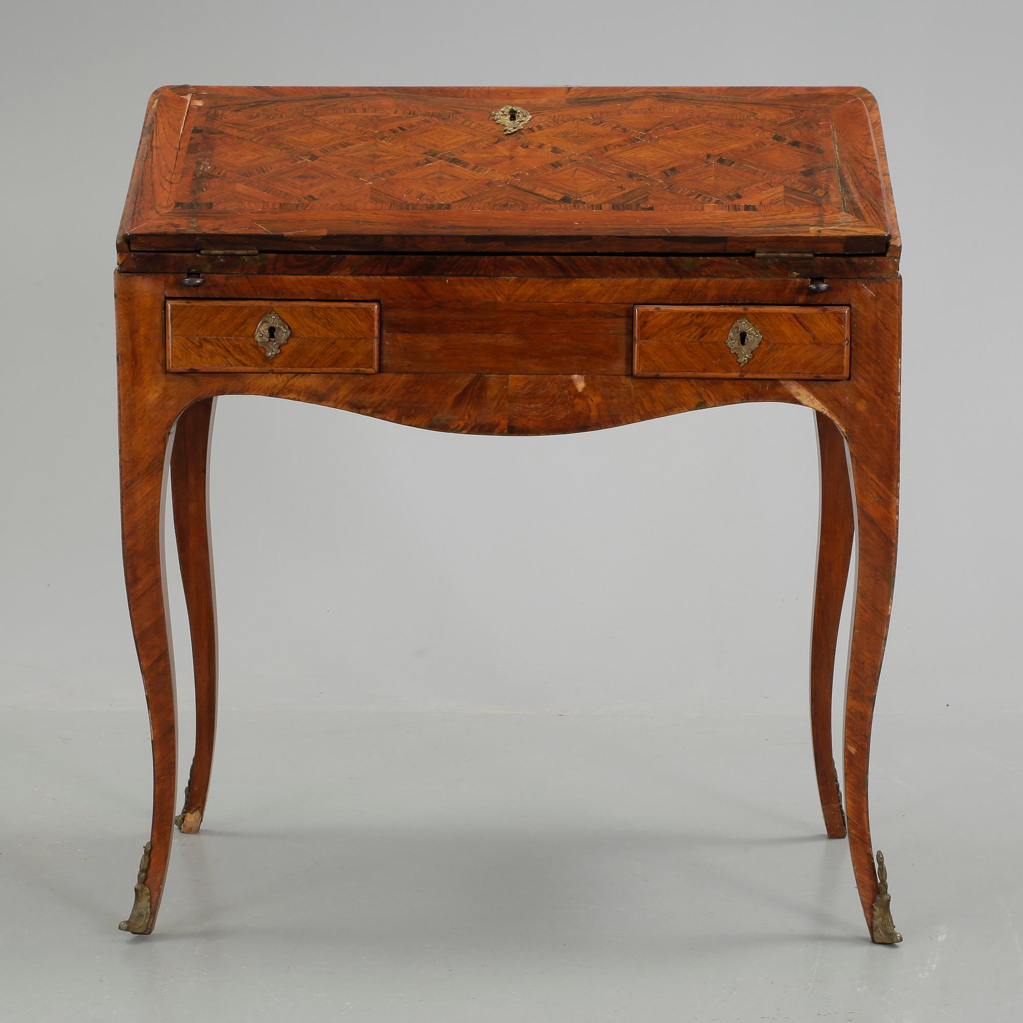 SEKRETÄR. Louis XV, 1700-talets andra hälft.