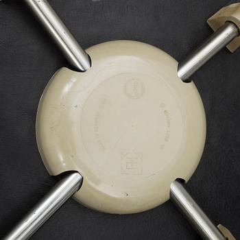 STOL, "Sjuan", Arne Jacobsen, Fritz Hansen, 1971.