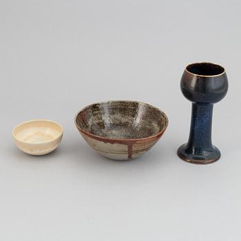 Stig Lindberg, vas och skålar, 2 st, Gustavsbergs studio 1960, 1967 och 1972.