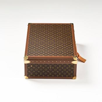 Louis Vuitton, Vintage “Alzer 60” suitcase.