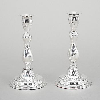 LJUSSTAKAR, 2 st, sterlingsilver, Wilhelm Binder, Tyskland, 1900-talets första hälft.