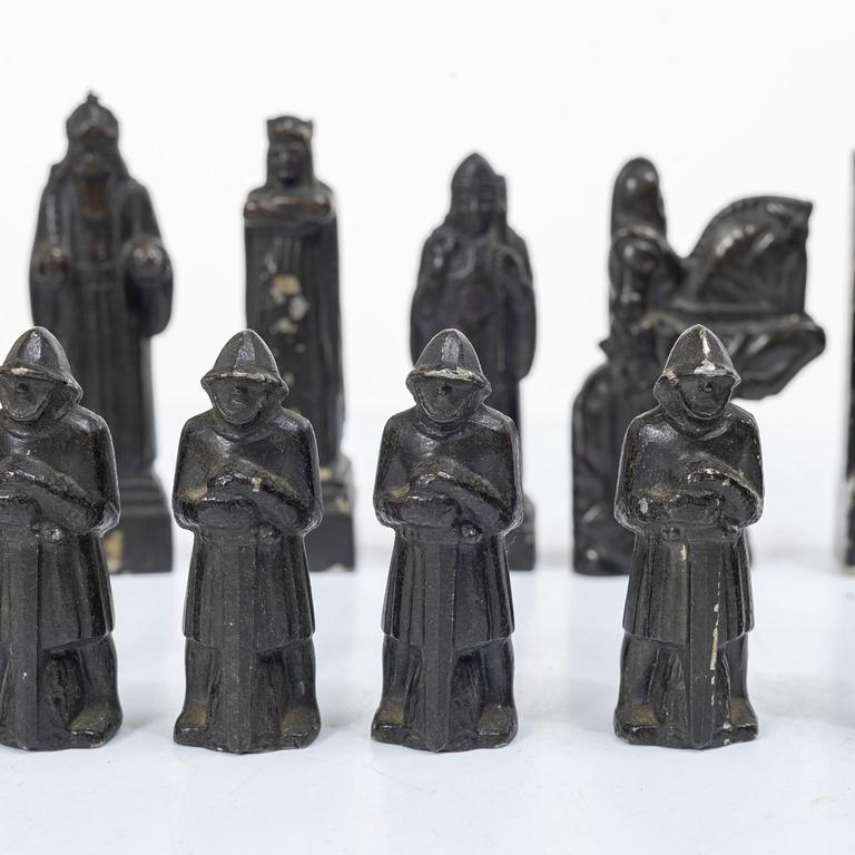 Tore Strindberg, Chess pieces, 32 pcs, Herman Bergmans Gjuteri, Stockholm.