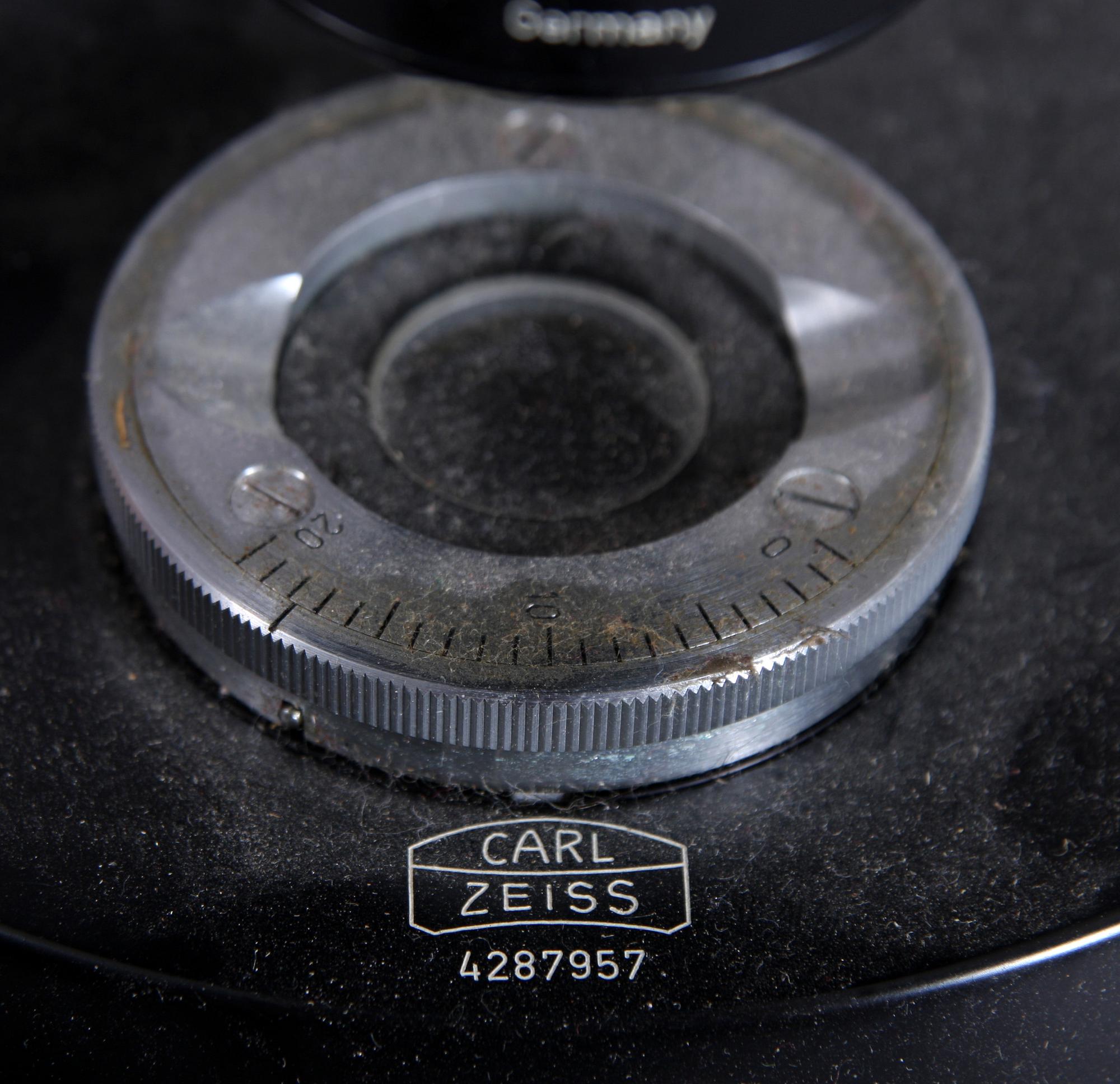 MIKROSKÅP, Carl Zeiss, 1950-tal.