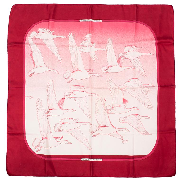 HERMÈS, scarf, "Oiseux Migrateurs", Cathy Latham, 1980.