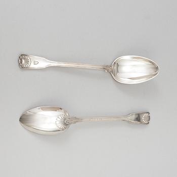 A pair of silver ragout spoons by Gustaf Möllenborg in Stockholm 1896. Total weight ca 205 gram.