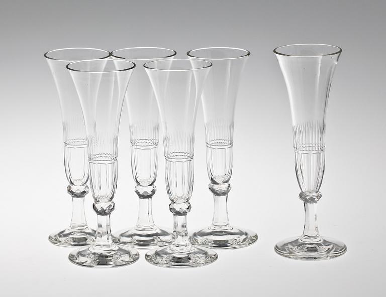 CHAMPAGNESTRUTAR, 6 st, glas, 1800-tal.