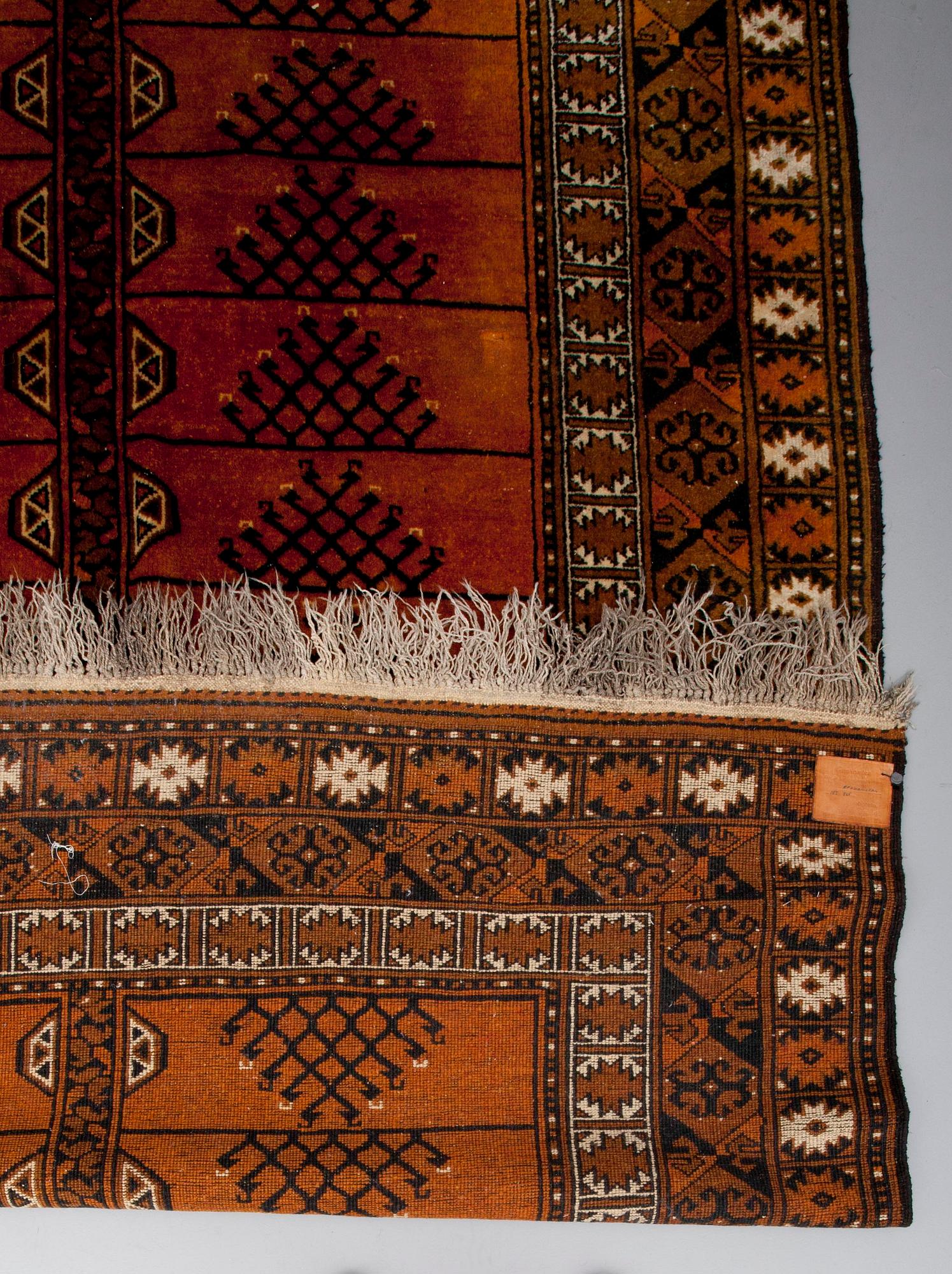 MATTA, Afghan. Ca 265x185 cm.