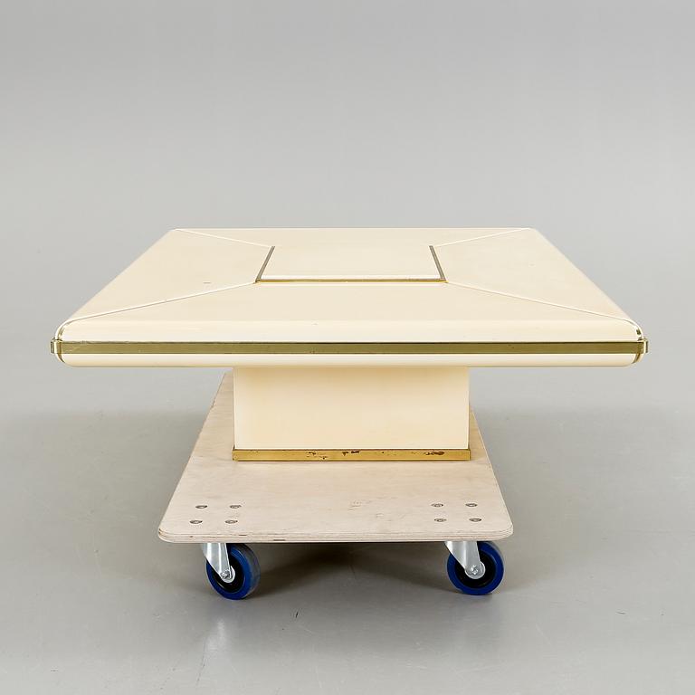 SOFFBORD, möjligen Willy Rizzo, 1970-tal.
