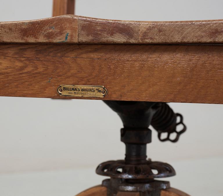 SKRIVBORDSSTOL, 1900-talets början.