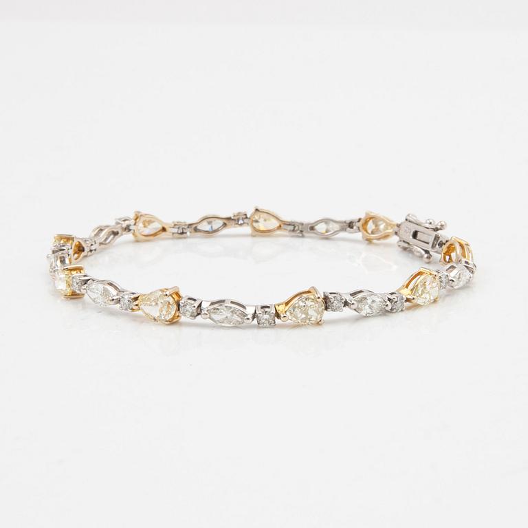 Armband, 18 k guld och vitguld med briljanter.