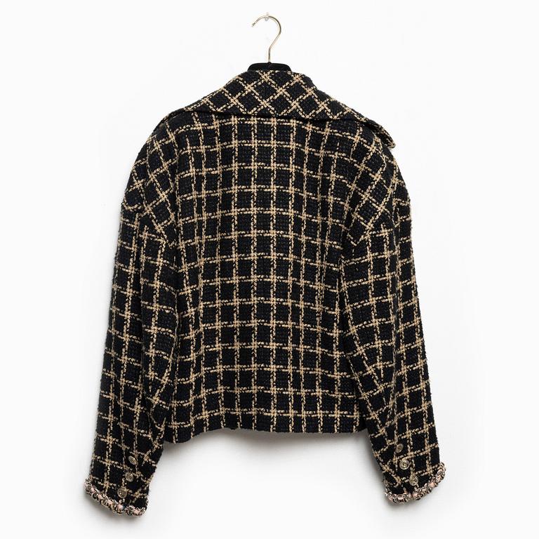 Chanel, a two-piece suit, after 2010, size Fr 38.