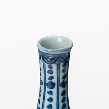 Flaska, kraakporslin. Mingdynastin, Wanli 1572-1620).