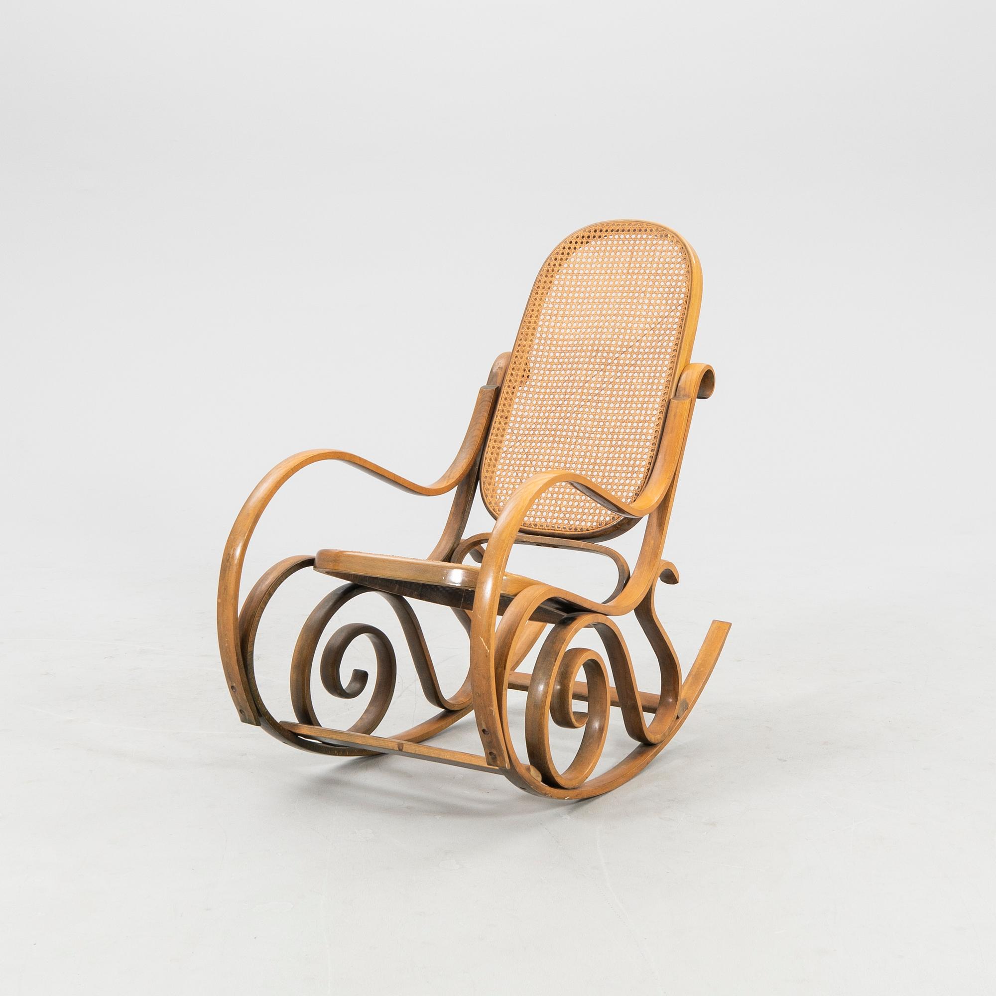 Rocking chair, first half of the 20th century.