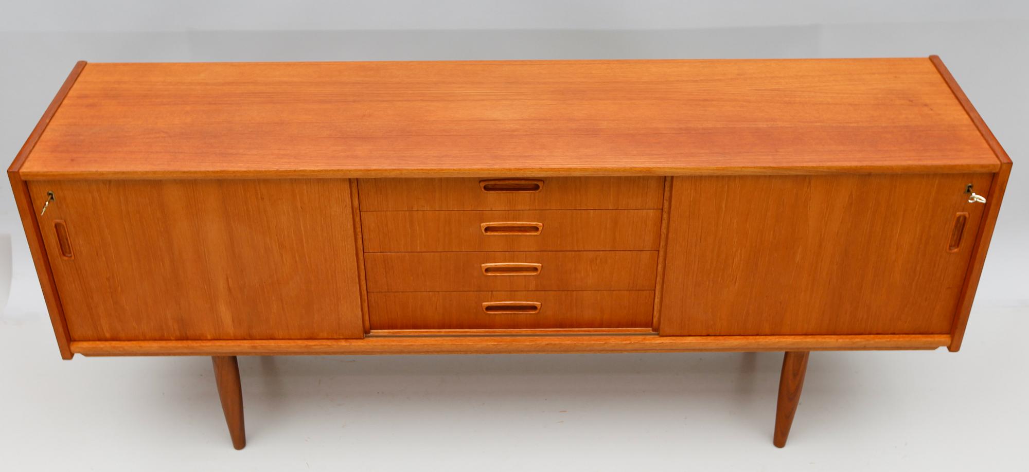 SIDEBOARD, 1900-talets andra hälft.
