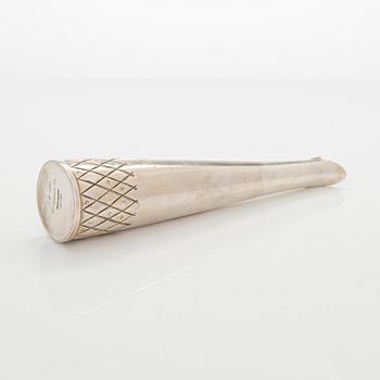 Anna-Greta Eker, maljakko, hopeaa, Auran Kultaseppä, Turku 1959.