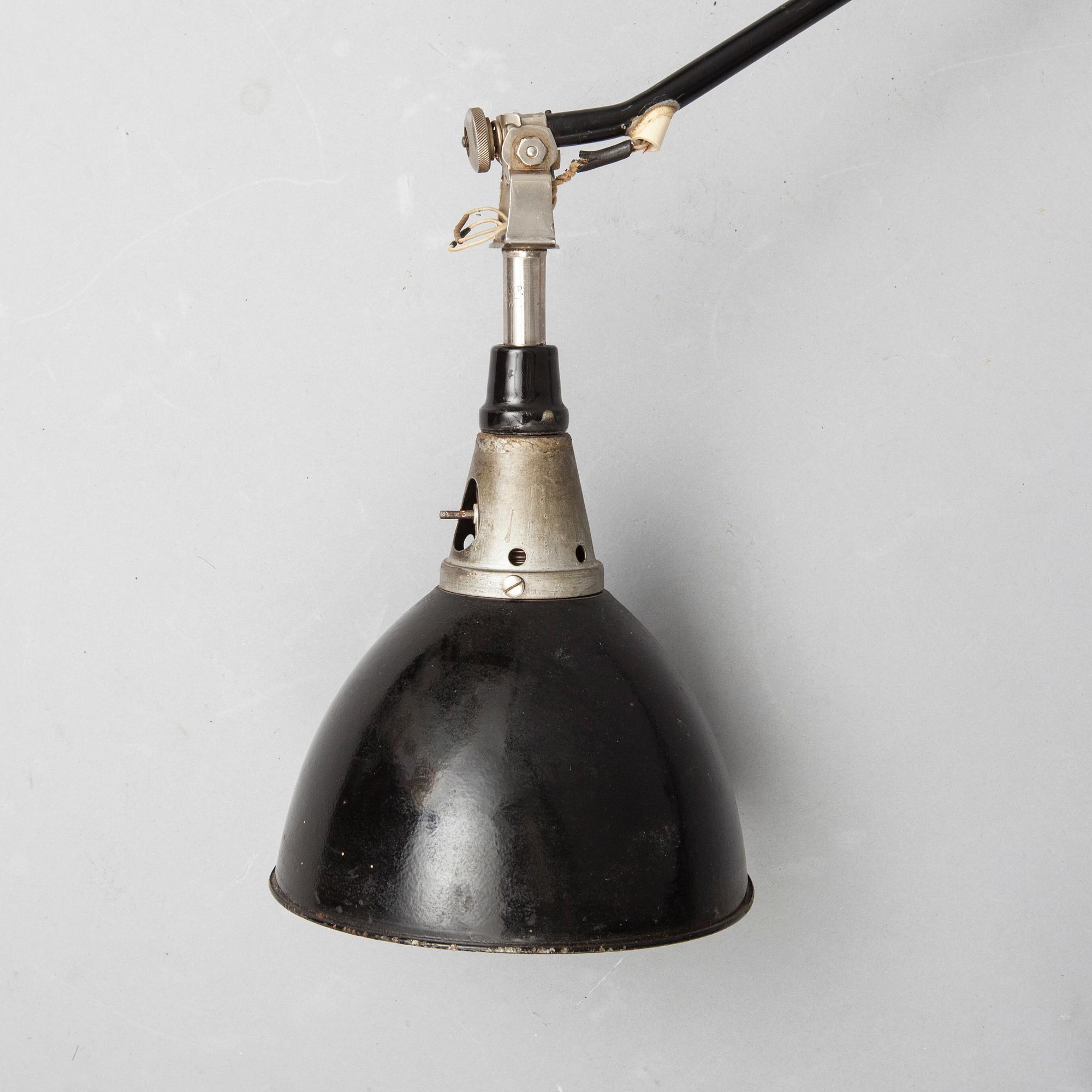 SKRIVBORDSLAMPA, modell 144, Curt Midgard, Fischer, Bauhaus 1930-luku.