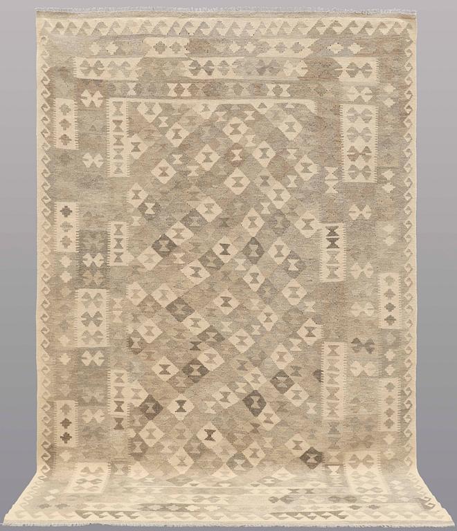 MATTA, Kelim, ca 300 x 188 cm.