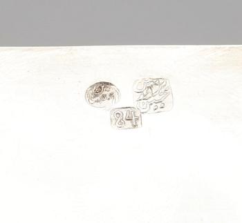 SAVUKERASIA, hopeaa. Persian Shaahin valtiovierailulahja.  Paino 275 g.