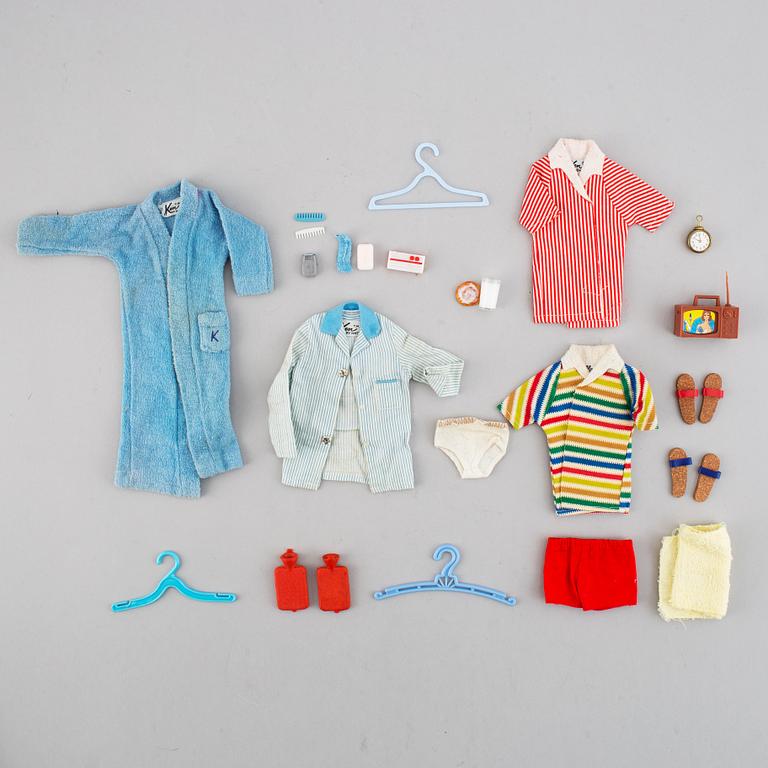 A collection of four Mattel 1960's Barbiedolls with accessories.