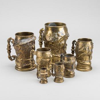 Seven Toby Jugs in brass from England, the second half of the 20th century.