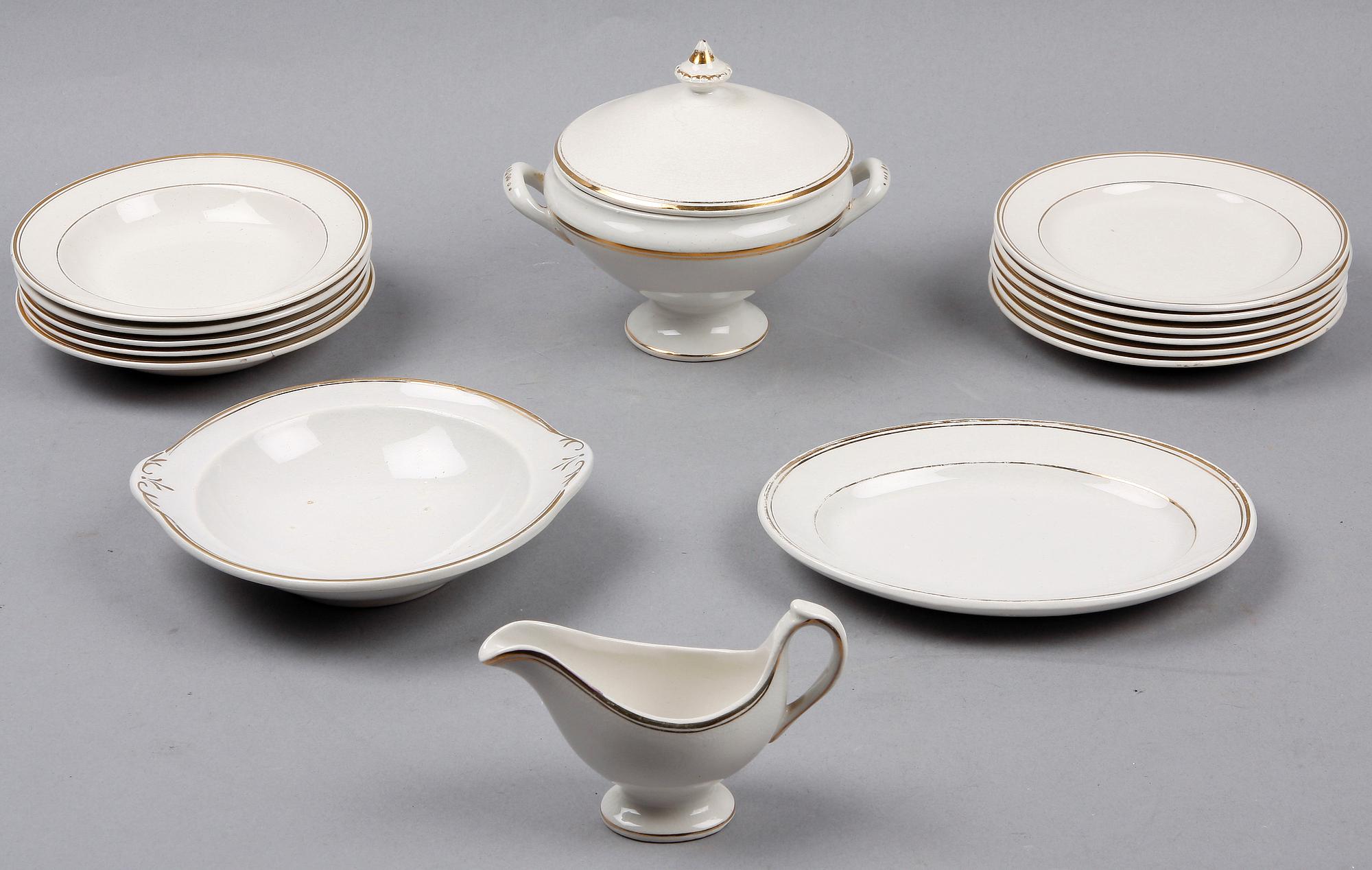 BARNSERVIS, 15 delar, flintgods, Gustavsberg. 1900-talets första hälft.