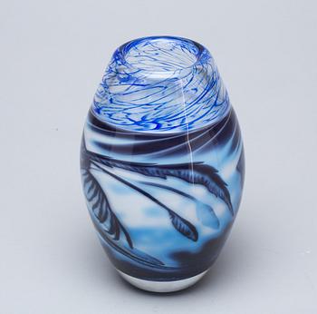 VAS, glas, Astrid Gate, Johansfors, signerad.