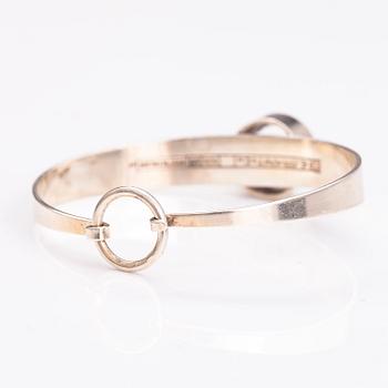 ERIK GRANIT, SORMUS, KAULAKORU ja RANNEKORU, hopeaa ja vuorikidettä. Helsinki 1962-81.