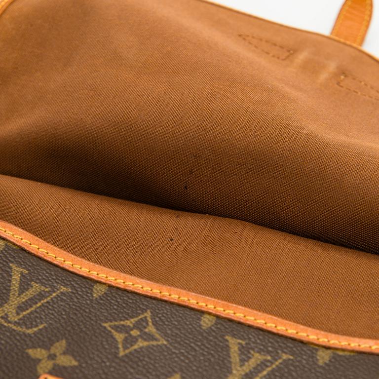 Louis Vuitton, väska, "Saumur 30".