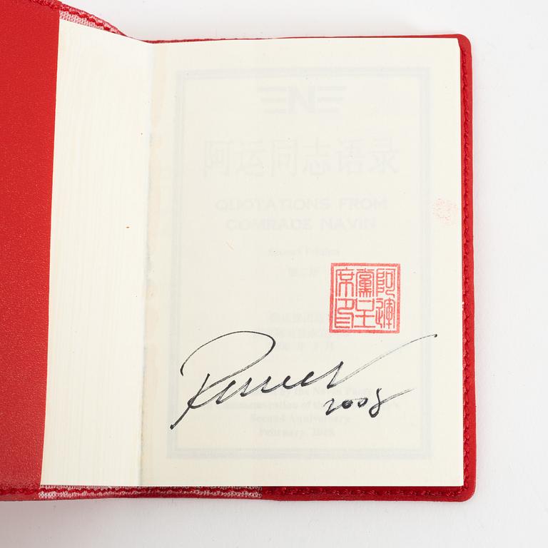 Navin Rawanchaikul, blandteknik, porslinsskulptur och bok i originalbox, signerad, daterad 2008 och numrerad 610/1000.