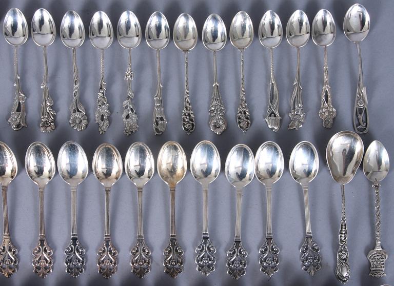 PARTI SKEDAR, 128 st, silver, mest Sverige, 1900-tal. Tot vikt 1240 g.