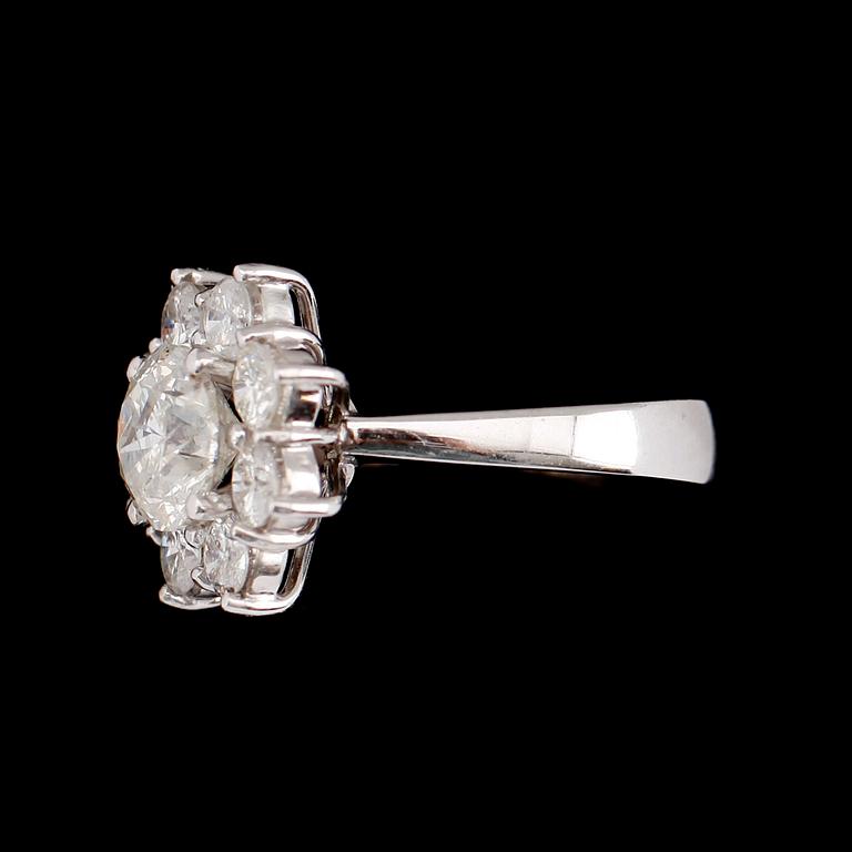 RING, 18 k vitguld, briljantslipade diamanter tot 3.59 ct.