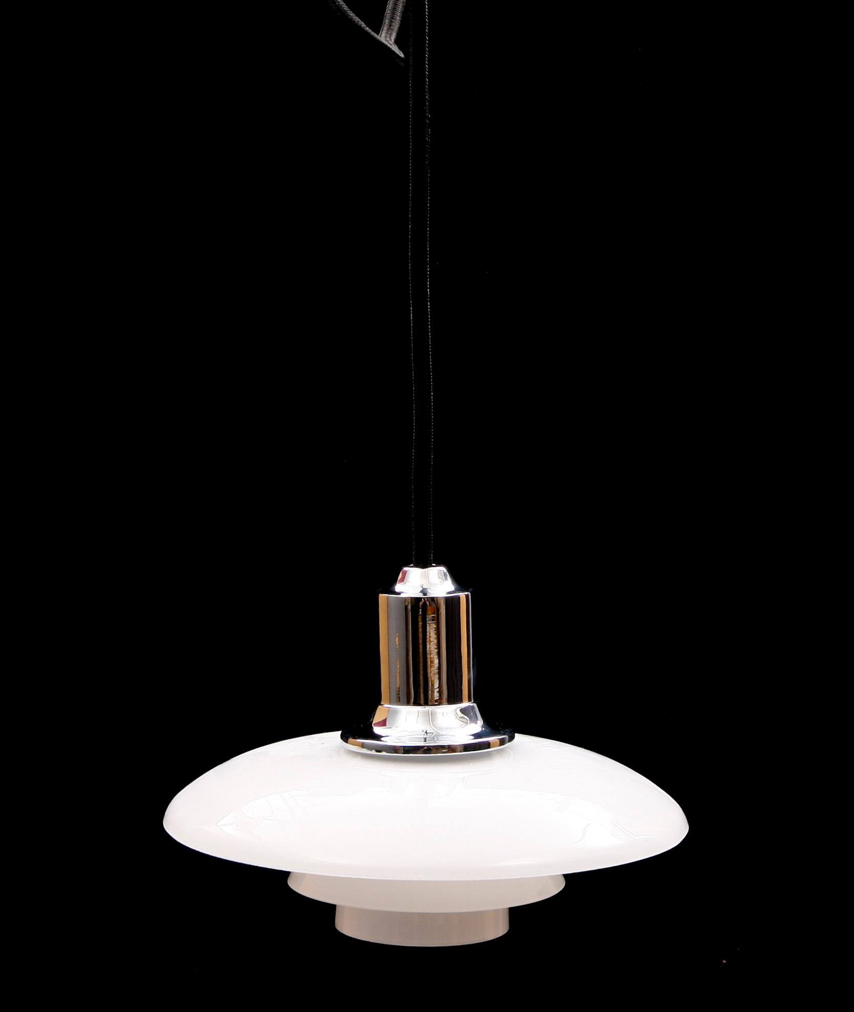 TAKLAMPA, design Louis Poulsen. H 14.