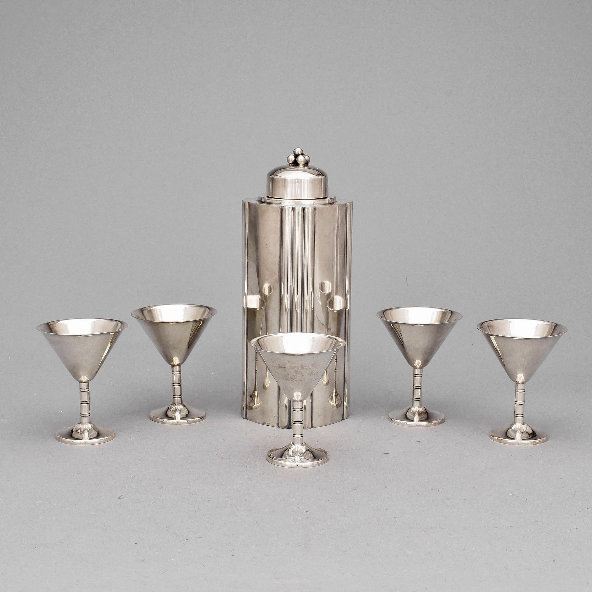 SHAKER samt GLAS, 6 st, nysilver, Tesi, 1900-talets andra kvartal.