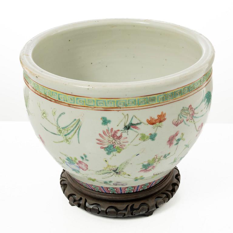 Ytterfoder/fiskbassäng, porslin, Kina, sen Qingdynasti.