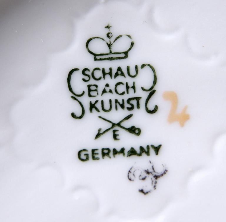 FIGURINER, 5 st. Porslin, Schaubachkunst, Tyskland.