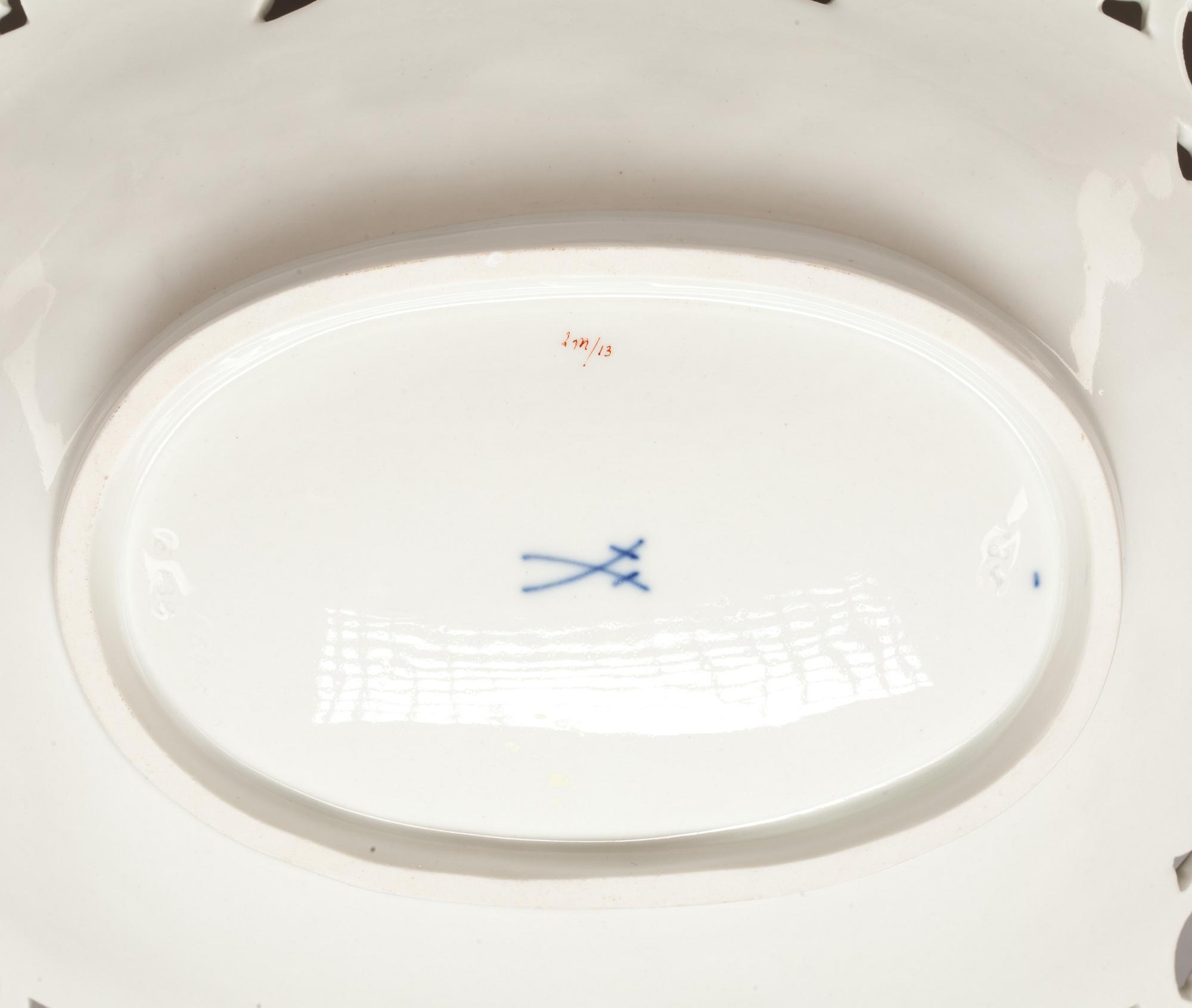 SKÅLFAT, porslin. Meissen.